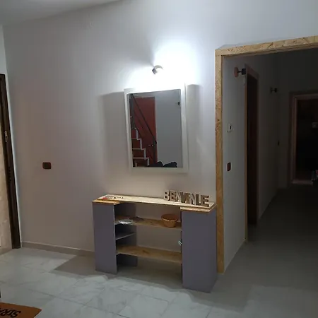 P&p House